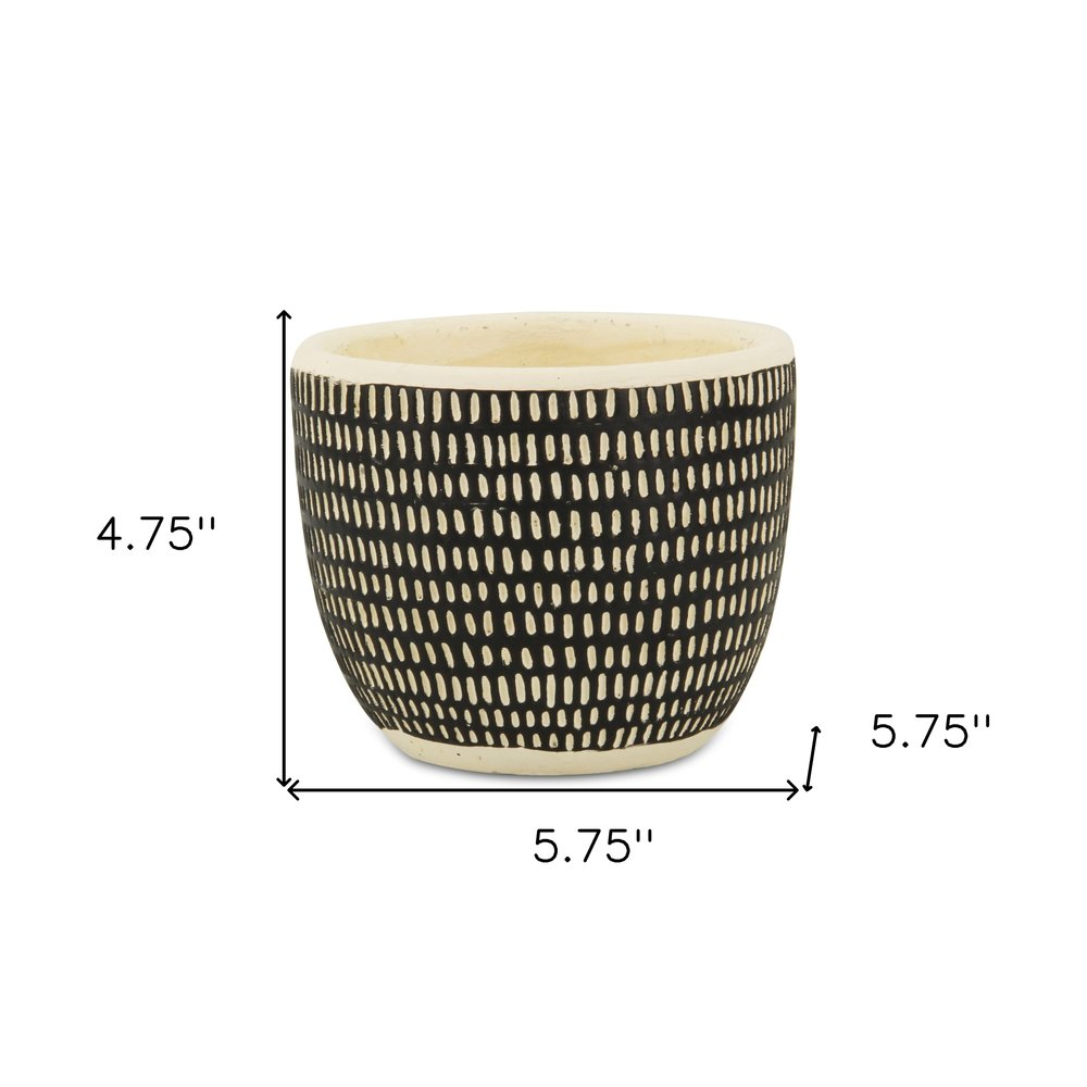 Black And White Ceramic 39 Ounce Dotted Round Distressed Pot Planter