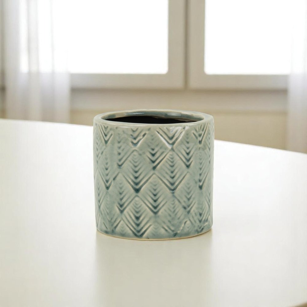 Green Ceramic 16 Ounce Geometric Round Distressed Pot Planter