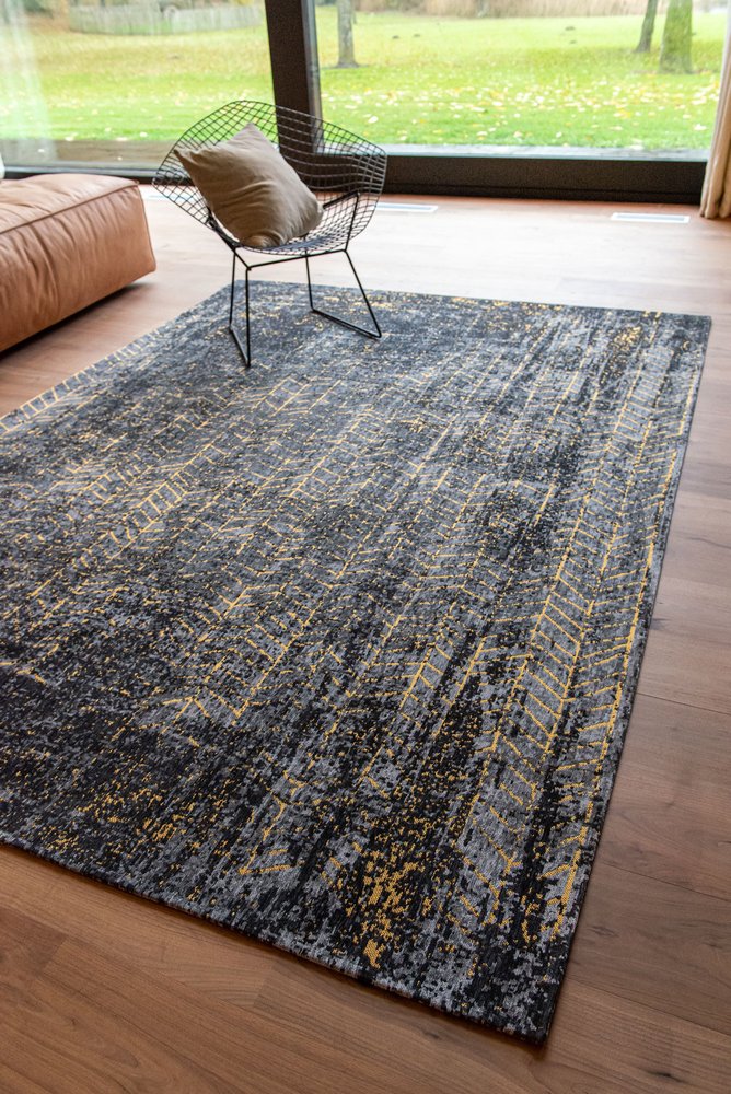 10' Black And Gold Chevron Washable Runner Rug