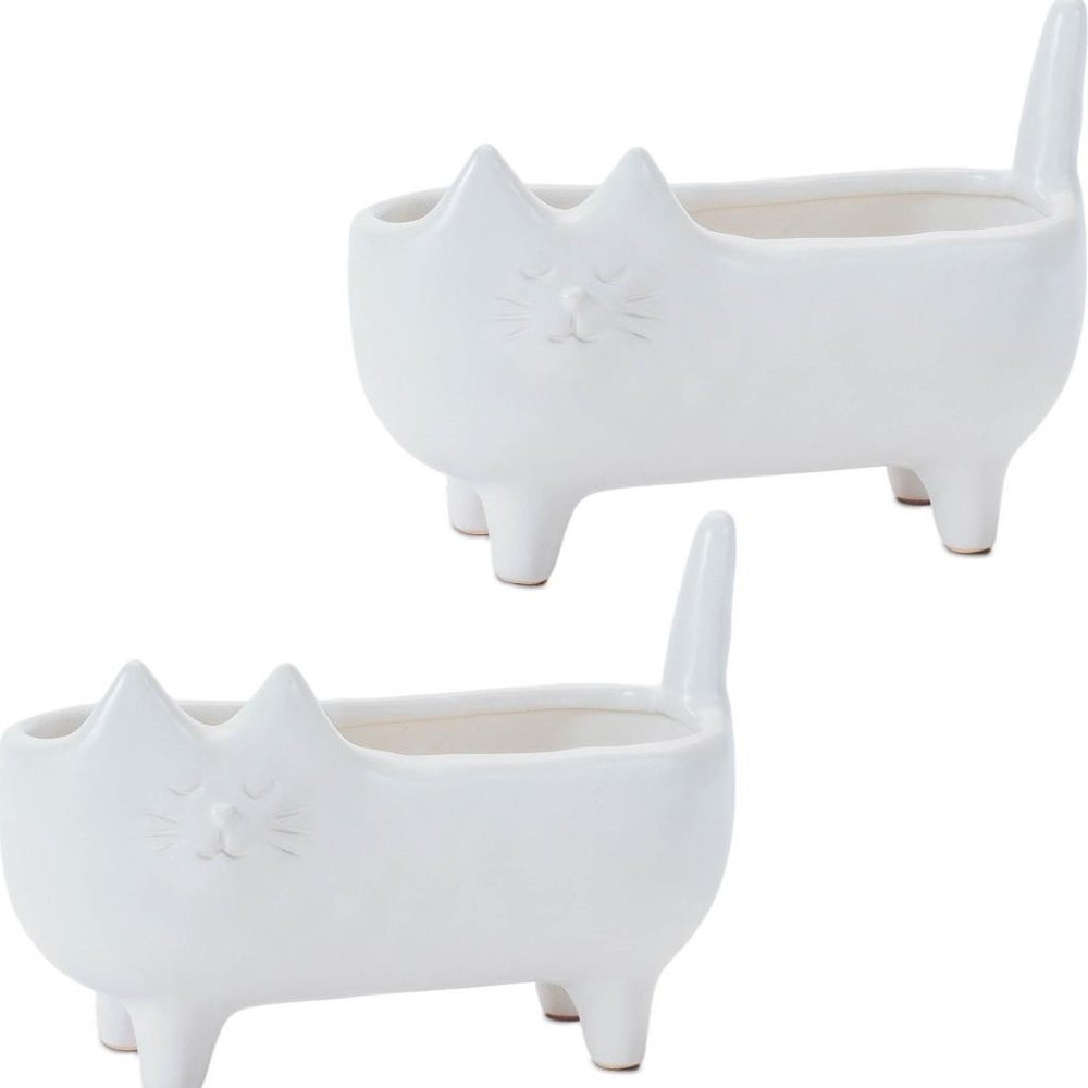 Set of Two White Ceramic 1 Ounce Statue Planters