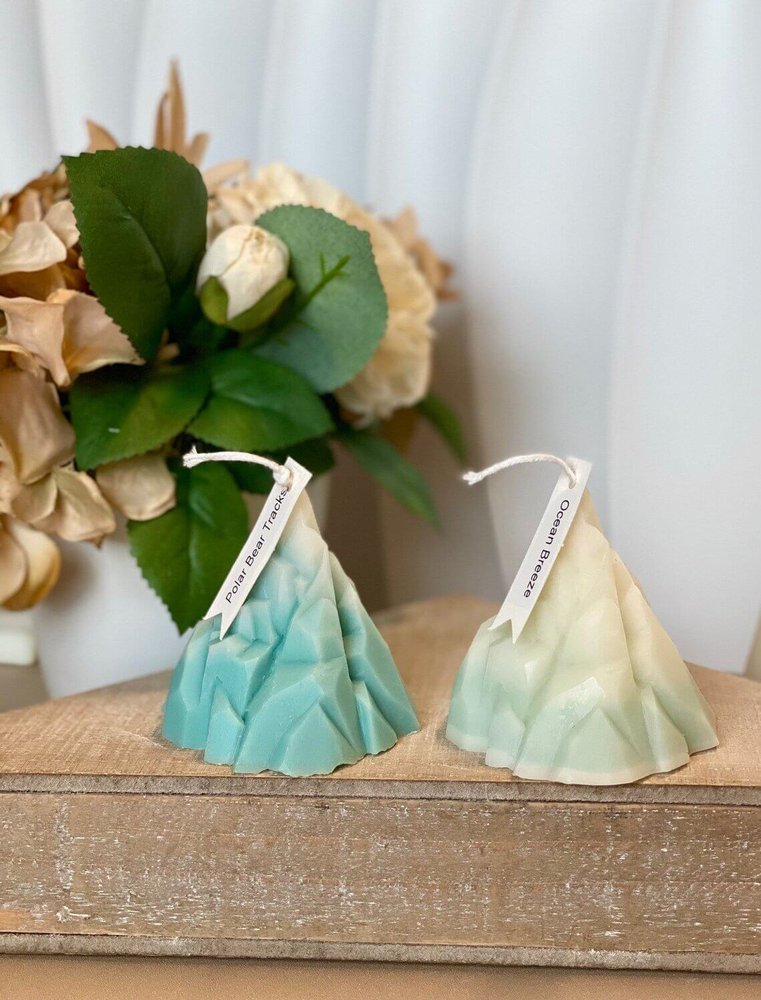 3" Blue Polar Bear Tracks Scented Dimensional Iceberg Candle